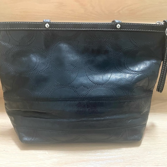 Coach Signature Black Embossed Patent Leather Tote Bag Silver-Tone Hardware - Picture 3 of 6